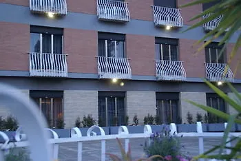 Hotel Rasula Alta Gravina di Catania 3*,  Italien