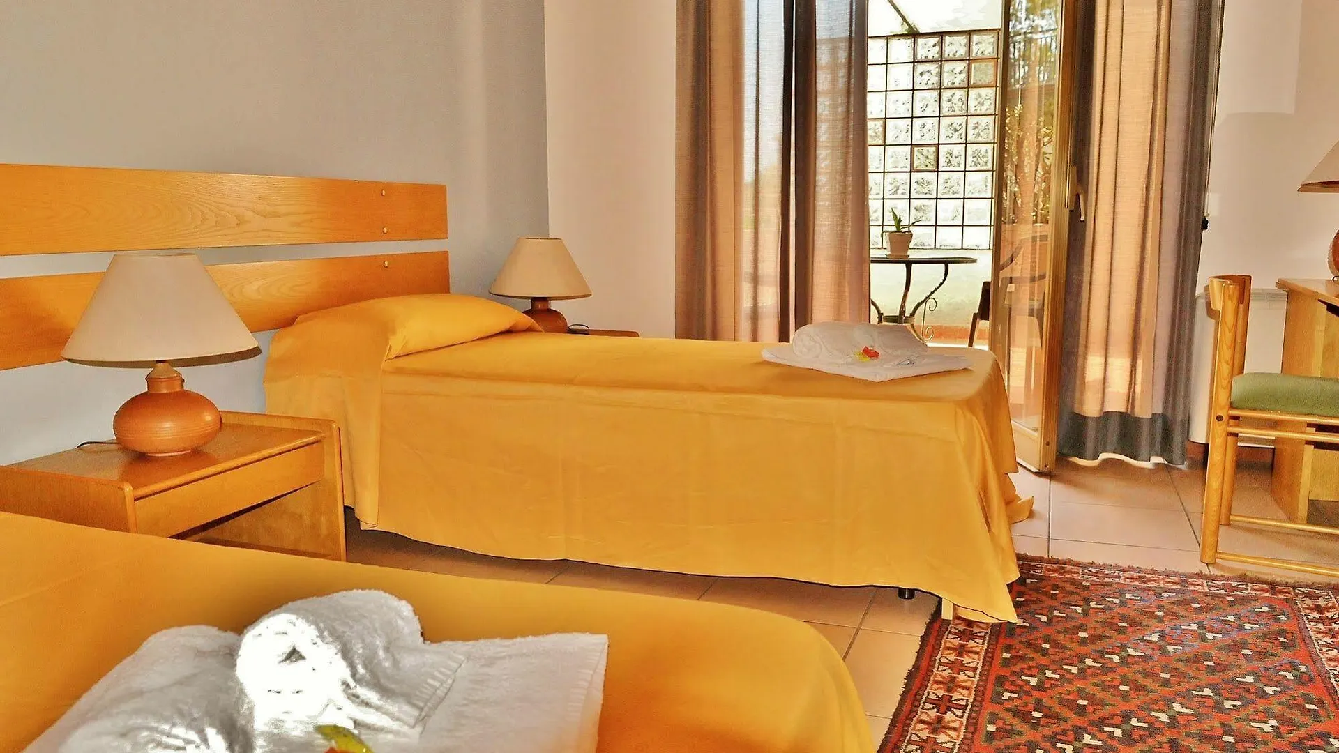 Hotel Rasula Alta Gravina di Catania Italien